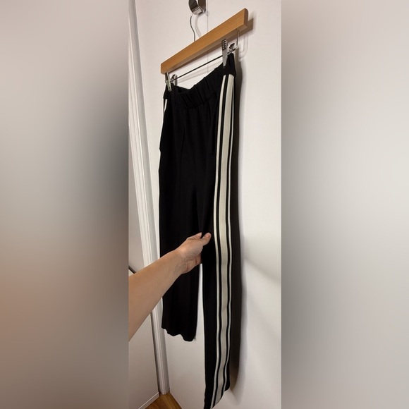 Celine - Black Pull on pants with Pleat and Stripes - Small 100% cotton - Picture 6 of 12